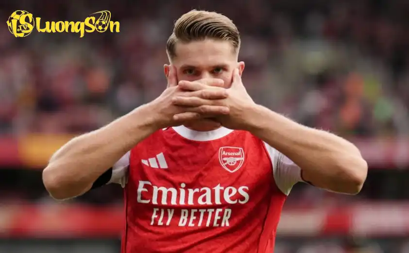 Viktor Gyokeres lập cú đúp trong chiến thắng huỷ diệt của Pháo thủ trước Leeds Viktor Gyokeres lập cú đúp trong chiến thắng huỷ diệt của Pháo thủ trước Leeds