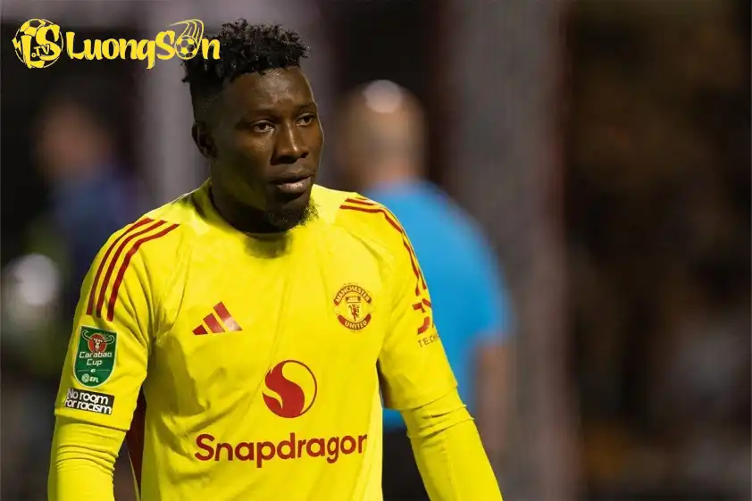 Onana cũng đang đối diện với viễn cảnh tăm tối (Ảnh: TNT) Onana cũng đang đối diện với viễn cảnh tăm tối (Ảnh: TNT)