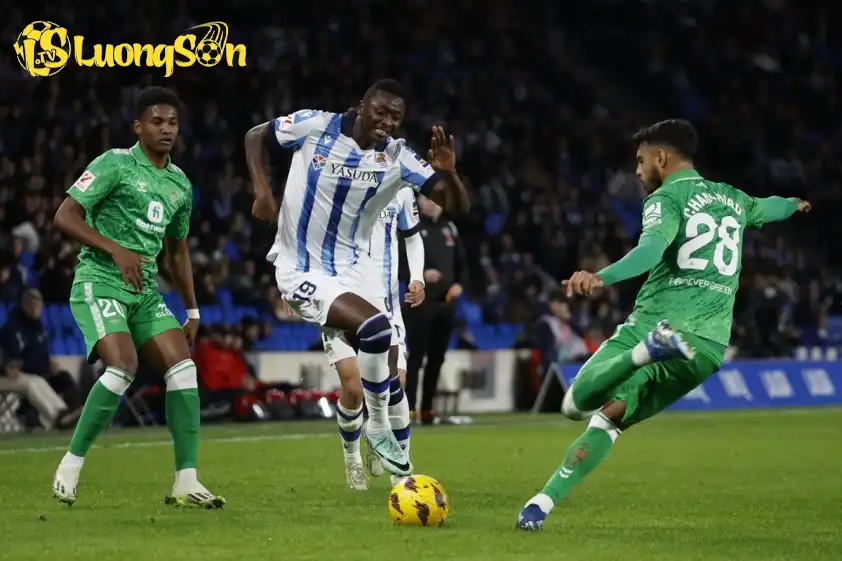 Real Betis hướng đến chiến thắng trước Real Sociedad. (Ảnh: Internet) Real Betis hướng đến chiến thắng trước Real Sociedad. (Ảnh: Internet)