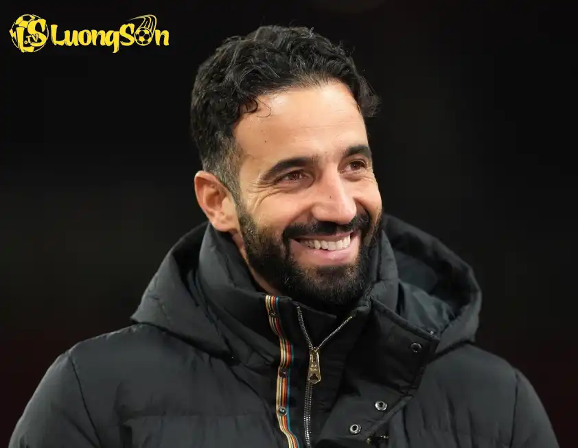 Amorim hài lòng với những gì các học trò đã thể hiện - Ảnh: @utdreport Amorim hài lòng với những gì các học trò đã thể hiện