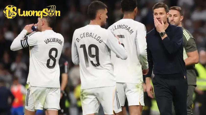 Trận thua Liverpool đã ảnh hưởng nhiều đến nội bộ Real. (Ảnh: ESPN) Trận thua Liverpool đã ảnh hưởng nhiều đến nội bộ Real.